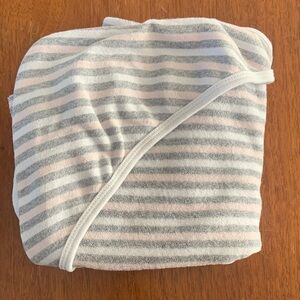 🍊5/$25 Burts Bees Baby Organic Striped Hooded Towel